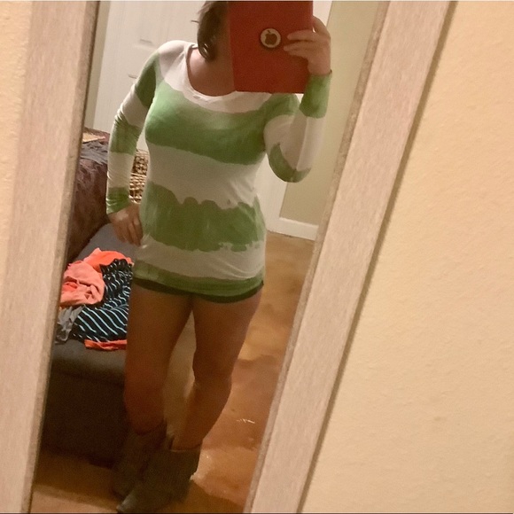 Young Fabulous & Broke Tops - NEW LISTING‼️YFB Tee